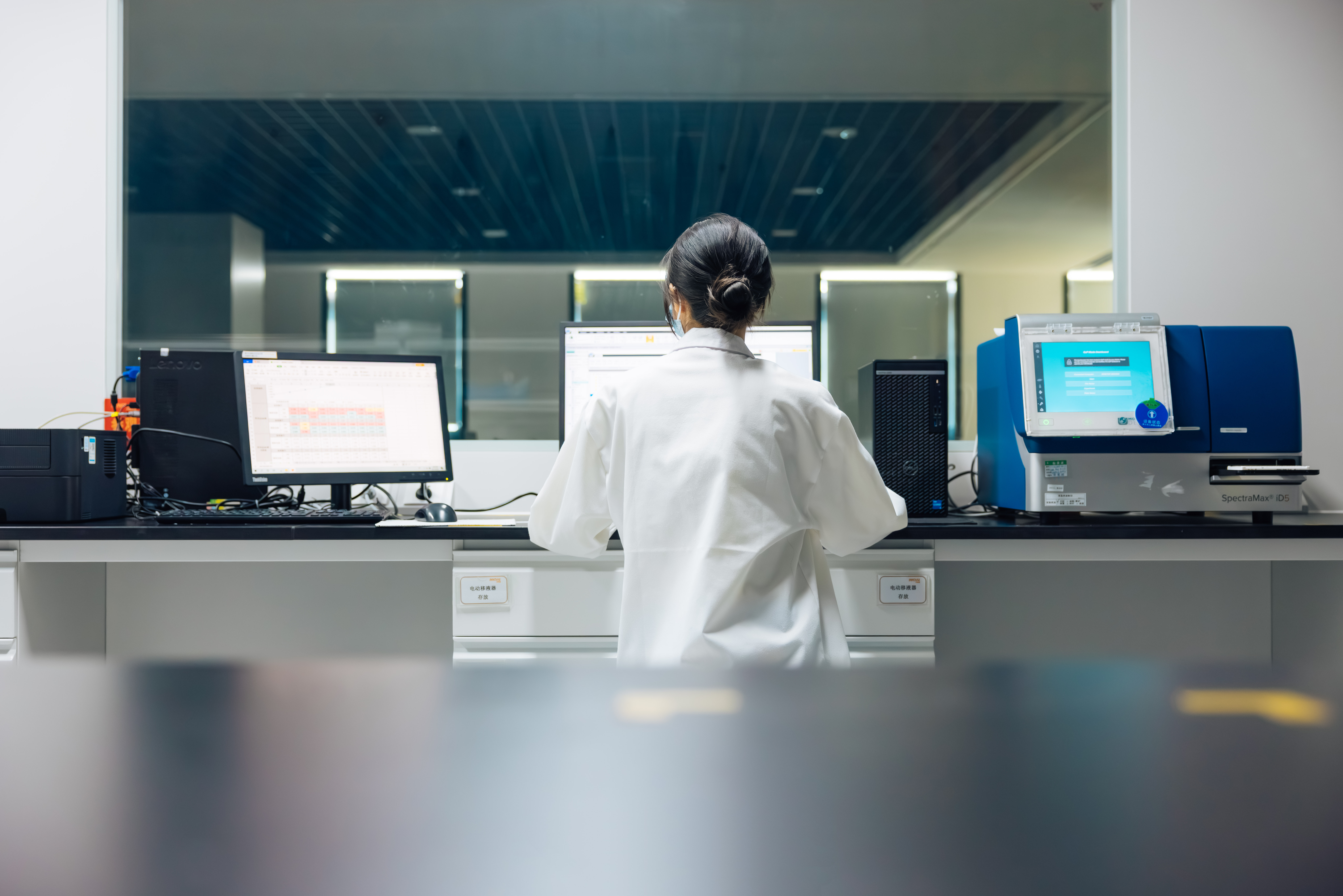 十八年磨一劍：國產(chǎn)九價(jià)HPV疫苗，守護(hù)中國女性健康