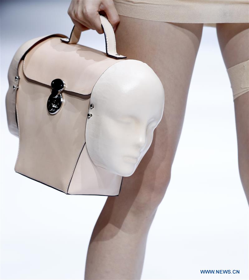 CHINA-BEIJING-GRADUATE FASHION WEEK (CN)