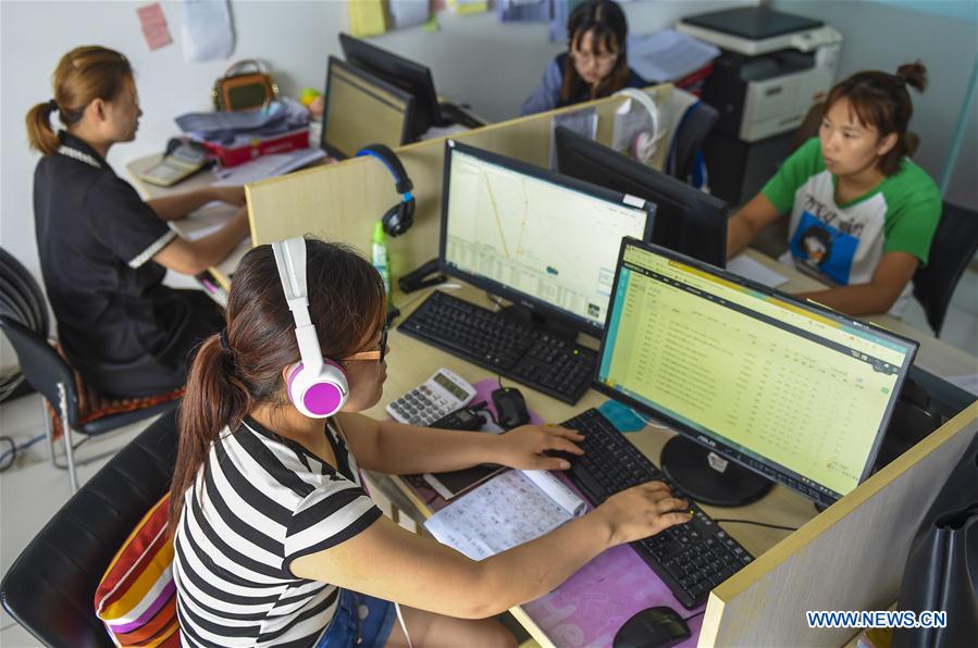 CHINA-HEBEI-RURAL E-COMMERCE-POVERTY RELIEF (CN)