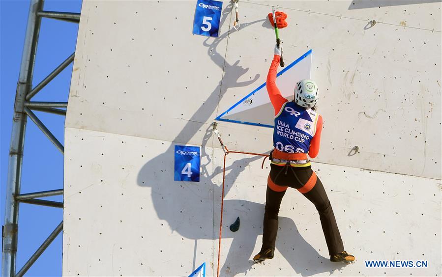 (SP)CHINA-CHANGCHUN-ICE CLIMBING-UIAA WORLD CUP(CN)