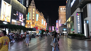 購物中心供大于求 誰能活得更好？