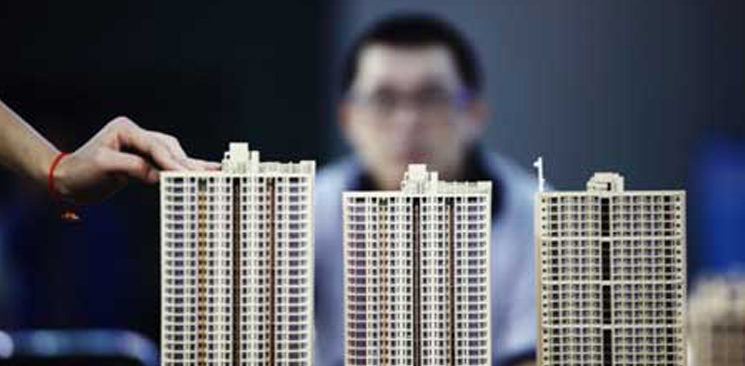 百公里內(nèi)，房?jī)r(jià)一邊暴漲一邊下跌