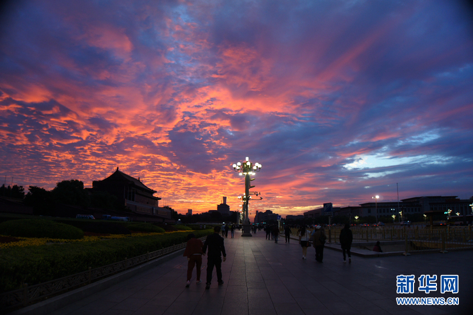 美哉，天安門！