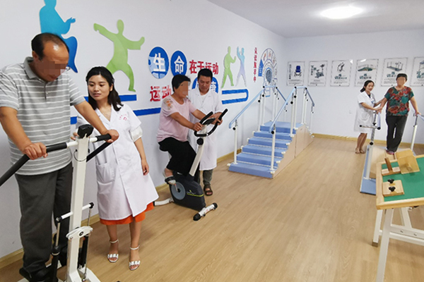 河北：牢固樹立&ldquo;大衛(wèi)生、大健康&rdquo;理念 推動健康中國&middot;河北行動