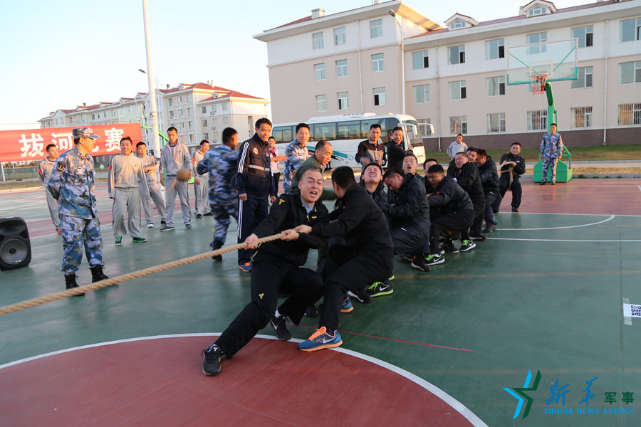 &uarr;資料圖片：張超積極參加團文體活動。