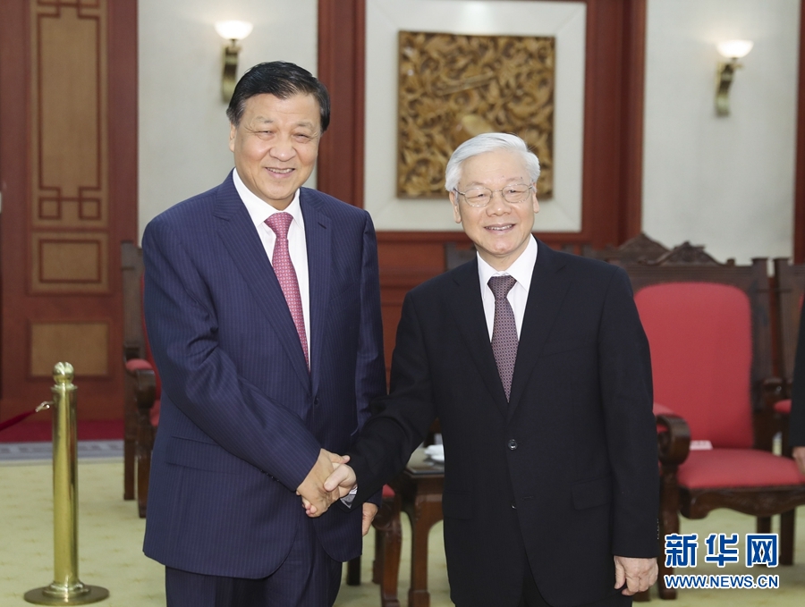 應越南共產黨邀請，中共中央政治局常委、中央書記處書記劉云山9月18日至19日對越南進行正式訪問。這是9月18日，劉云山在河內會見越共中央總書記阮富仲。 新華社記者 丁林 攝