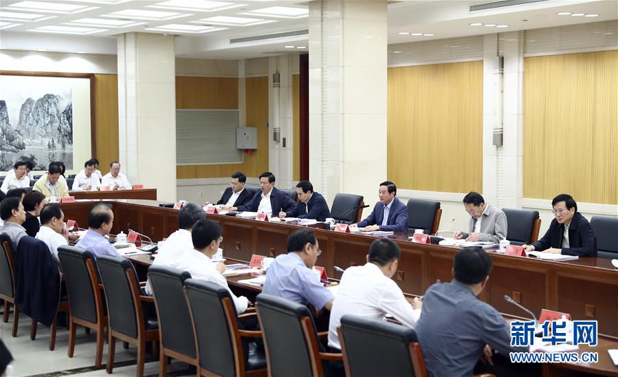 9月21日，中宣部在北京召開(kāi)中央媒體駐外機(jī)構(gòu)外宣工作座談會(huì)。中共中央政治局委員、中央書(shū)記處書(shū)記、中宣部部長(zhǎng)劉奇葆出席座談會(huì)并講話(huà)。新華社記者 謝環(huán)馳 攝 