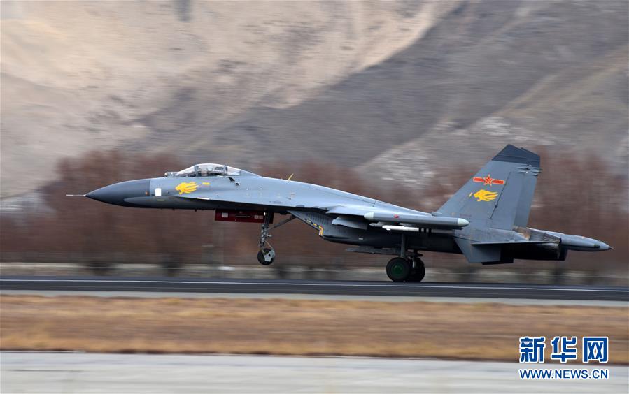 （新華全媒頭條&middot;圖文互動(dòng)）（15）備戰(zhàn)踏上新起點(diǎn)，練兵展現(xiàn)新氣象&mdash;&mdash;2018中國(guó)軍隊(duì)新年開訓(xùn)全景大掃描