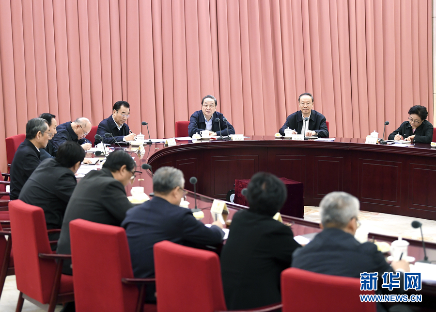 1月17日，中共政協(xié)第十二屆全國委員會黨組在北京召開會議，傳達(dá)學(xué)習(xí)貫徹習(xí)近平總書記在十九屆中央紀(jì)委二次全會上的重要講話和全會精神。全國政協(xié)主席、黨組書記俞正聲主持會議并講話。新華社記者 燕雁 攝