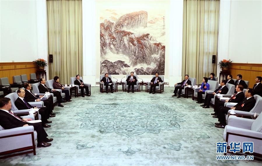 (兩會(huì))(1)十二屆全國人大常委會(huì)舉行第一百一十六次委員長會(huì)議