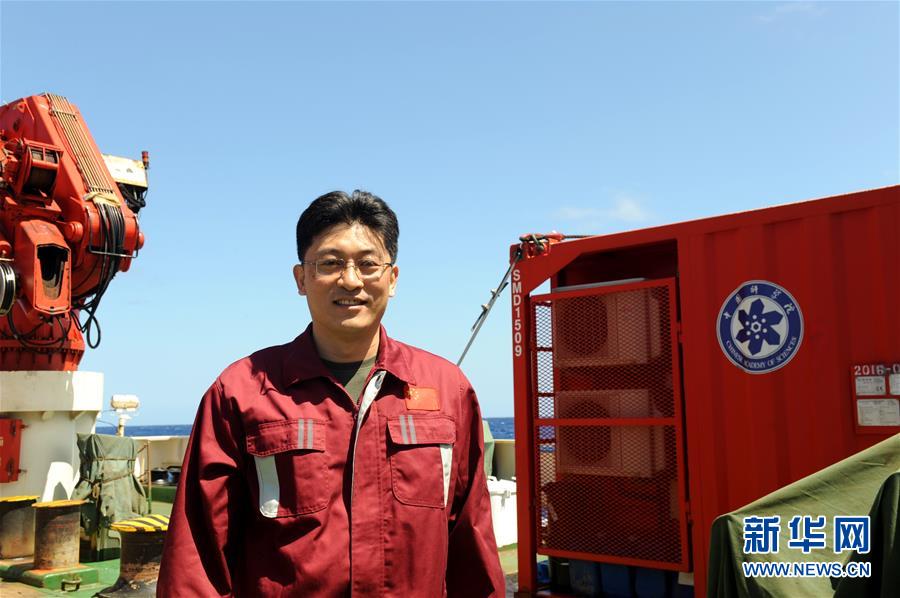 （圖文互動(dòng)）（2）專訪：海山如此多嬌，然而我們研究太少！&mdash;&mdash;訪&ldquo;科學(xué)&rdquo;號(hào)麥哲倫海山科考航次首席科學(xué)家徐奎棟