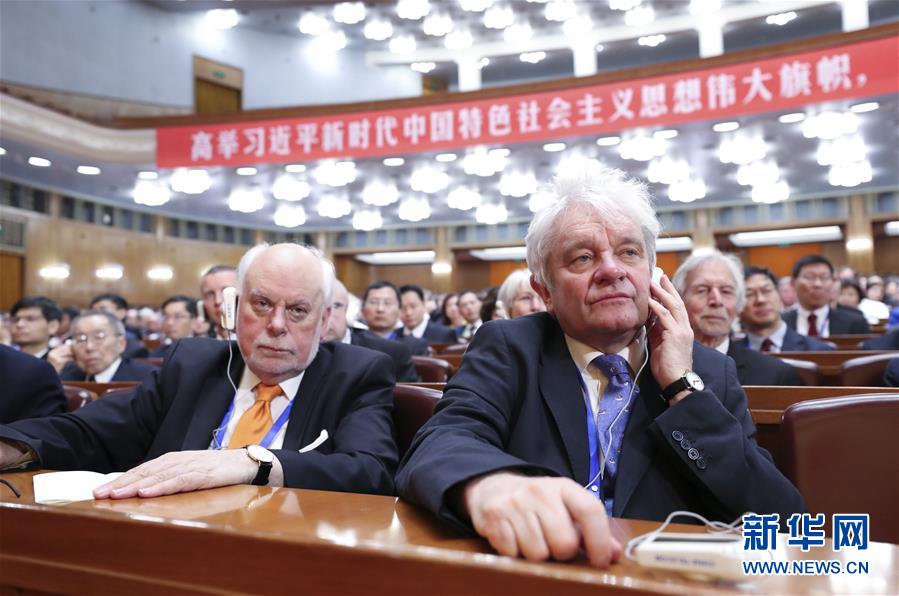 （新華全媒頭條&middot;圖文互動(dòng)）（3）向著建設(shè)世界科技強(qiáng)國的偉大目標(biāo)奮勇前進(jìn)！&mdash;&mdash;習(xí)近平總書記在兩院院士大會(huì)上的重要講話引起熱烈反響之一 