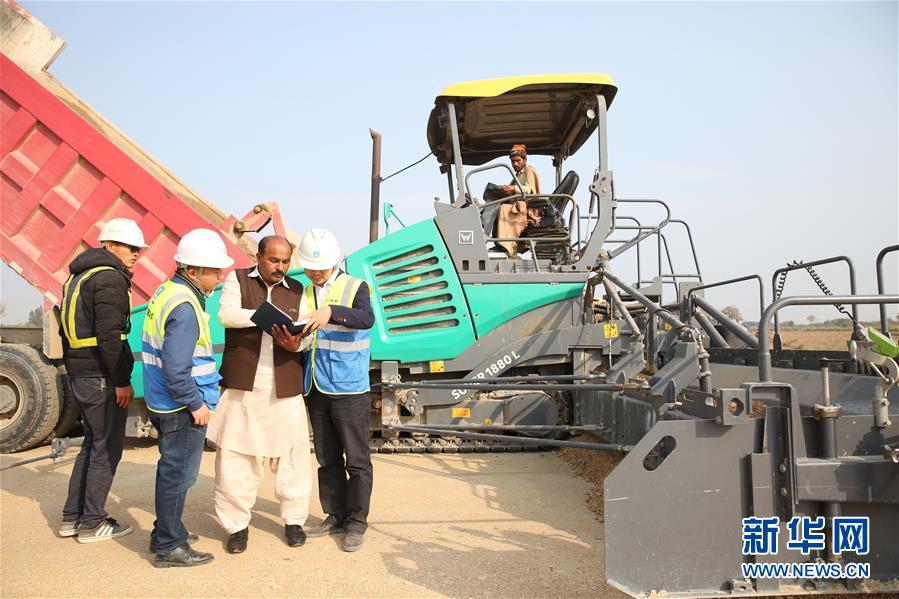 （新華全媒頭條&middot;圖文互動）（4）構建命運共同體　開啟上合新時代&mdash;&mdash;習近平主席推動上合組織發(fā)展五年間