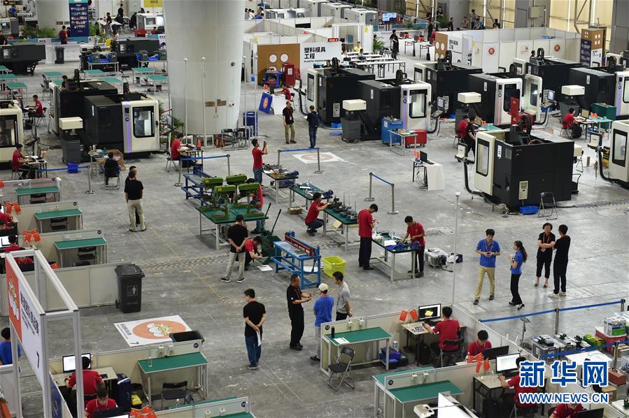 （新華全媒頭條&middot;圖文互動(dòng)）（1）上下合力，聚力破障，開(kāi)辟&ldquo;大國(guó)工匠&rdquo;建設(shè)新格局