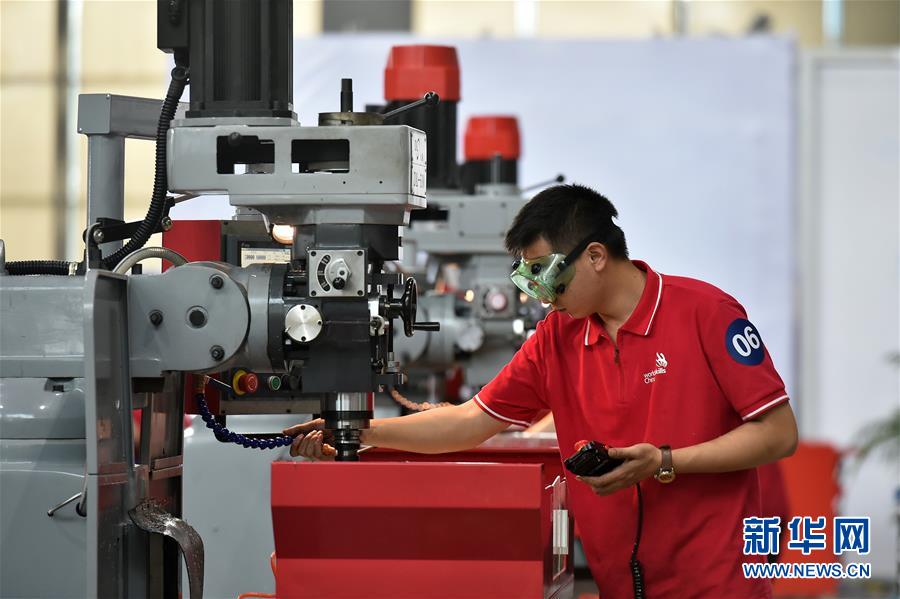 （新華全媒頭條&middot;圖文互動(dòng)）（4）上下合力，聚力破障，開(kāi)辟&ldquo;大國(guó)工匠&rdquo;建設(shè)新格局