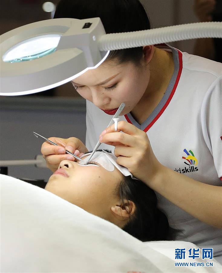 （新華全媒頭條&middot;圖文互動(dòng)）（6）上下合力，聚力破障，開(kāi)辟&ldquo;大國(guó)工匠&rdquo;建設(shè)新格局