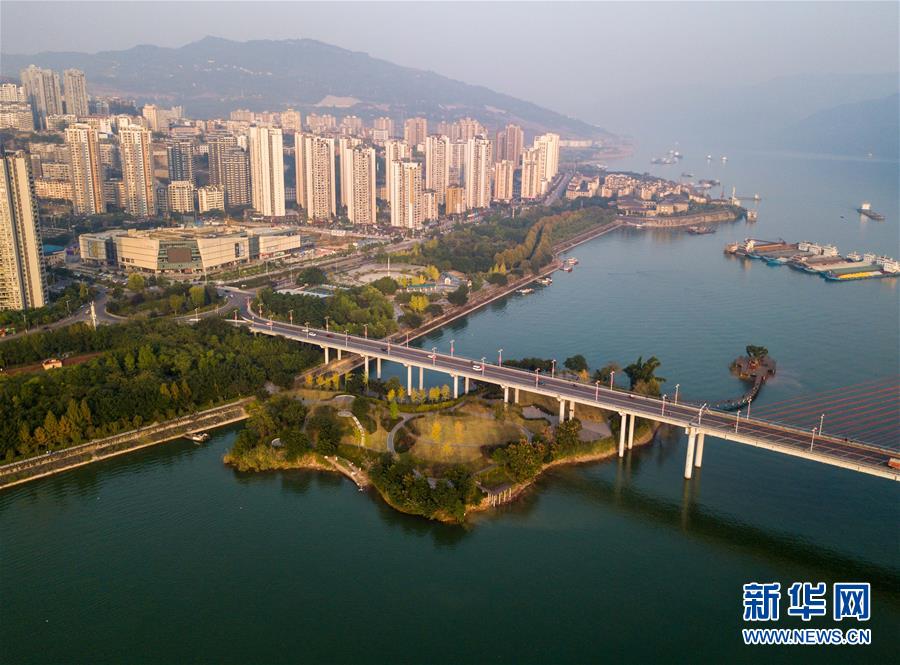 （大江奔流&mdash;&mdash;來自長江經(jīng)濟(jì)帶的報(bào)道&middot;新華全媒頭條&middot;圖文互動(dòng)）（7）擘畫新時(shí)代中國發(fā)展新坐標(biāo)&mdash;&mdash;深入推動(dòng)長江經(jīng)濟(jì)帶發(fā)展述評(píng)