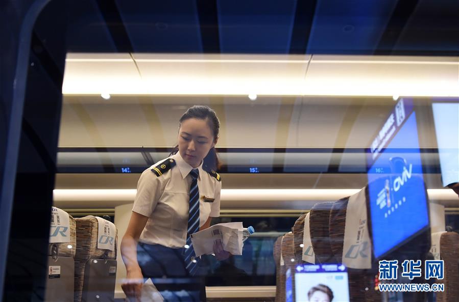 （新華全媒頭條&middot;圖文互動）（3）從這里始發(fā)！中國高鐵遞出&ldquo;國家名片&rdquo;