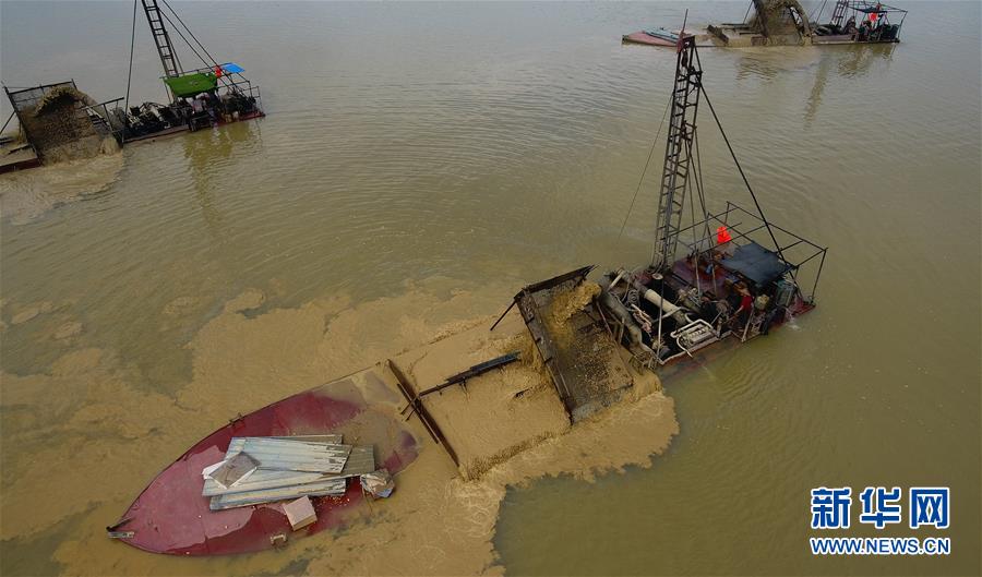 （新華視點&middot;圖文互動）（2）小作坊&ldquo;游擊&rdquo;盜采、查處窩點&ldquo;死灰復(fù)燃&rdquo;，海南非法采砂緣何難止？