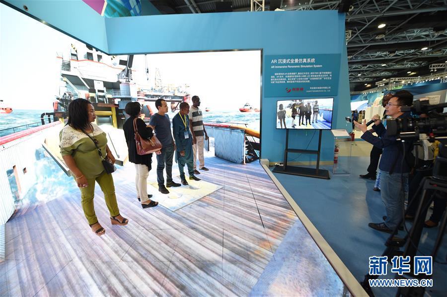 （新華全媒頭條&middot;圖文互動）（8）奔跑吧，中關(guān)村！&mdash;&mdash;寫在習(xí)近平總書記率領(lǐng)中央政治局到中關(guān)村集體學(xué)習(xí)5周年之際