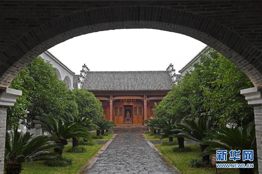 （慶祝改革開(kāi)放40周年基層行&middot;學(xué)校篇&middot;圖文互動(dòng)）（6）白鷺洲中學(xué)40年:書(shū)院教育的時(shí)代探索