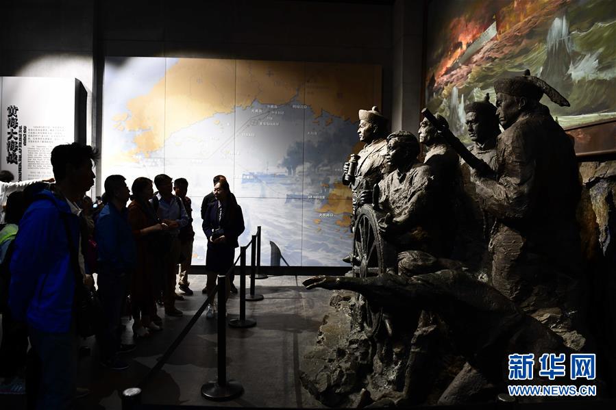 (新華全媒頭條·圖文互動)(5)劉公島的見證