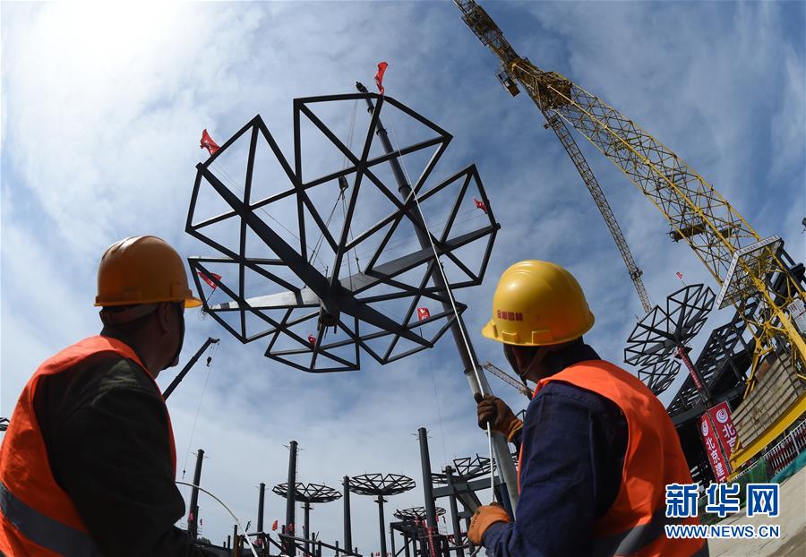 （新華全媒頭條&middot;圖文互動）（2）領航！向著高質量發(fā)展堅定前行&mdash;&mdash;以習近平同志為核心的黨中央引領中國經濟發(fā)展述評