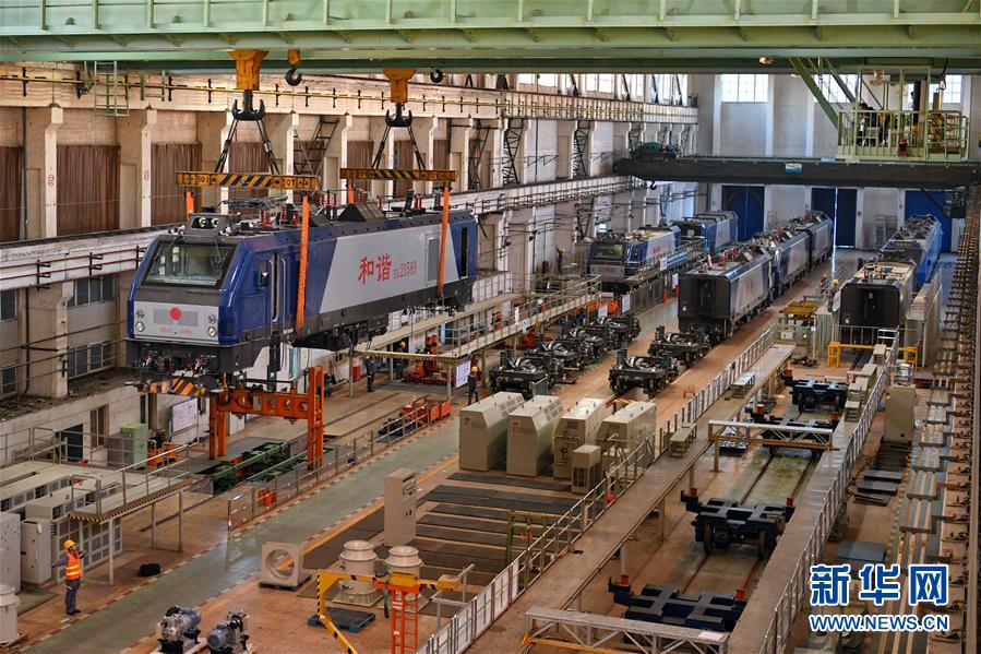 (新華全媒頭條·圖文互動(dòng))(5)“重載大秦”三十年