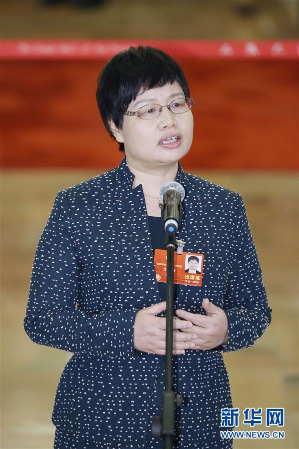 （兩會&middot;政協(xié)開幕）（12）全國政協(xié)委員接受采訪