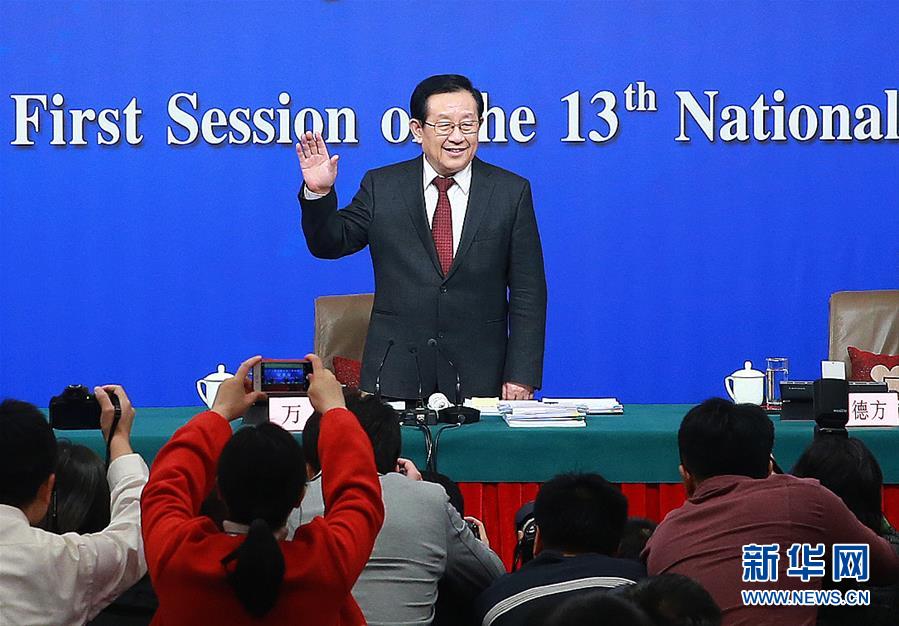 （兩會&middot;XHDW）（4）科技部部長萬鋼等就&ldquo;加快建設創(chuàng)新型國家&rdquo;答記者問