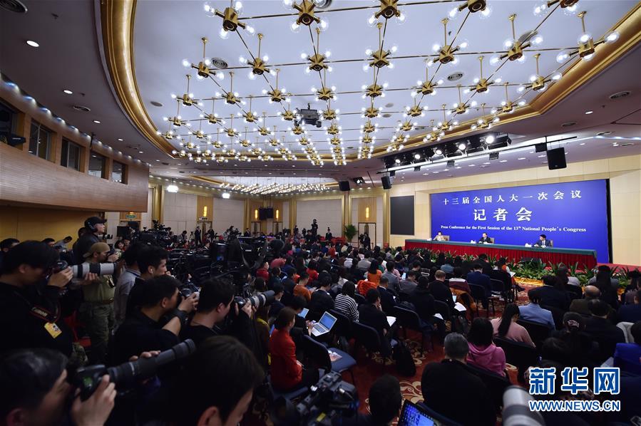 （兩會&middot;XHDW）（4）李干杰就&ldquo;打好污染防治攻堅戰(zhàn)&rdquo;答記者問