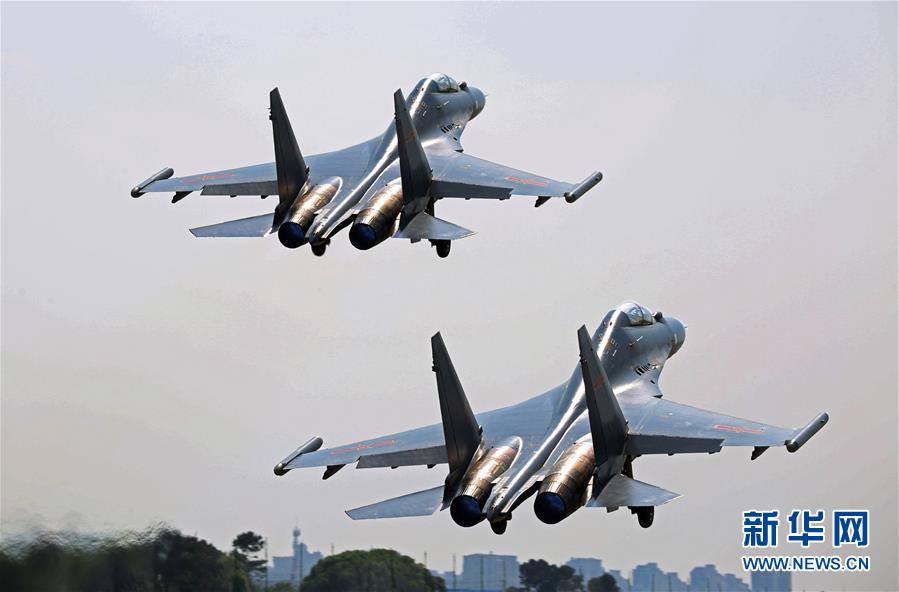 （新華全媒頭條&middot;圖文互動）（5）戰(zhàn)鷹，為祖國奮飛&mdash;&mdash;記空軍航空兵某旅旅長、特級飛行員郝井文