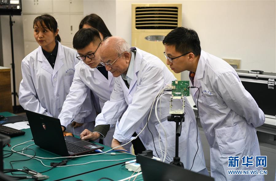 （今日關(guān)注&middot;科技獎(jiǎng)勵(lì)大會(huì)&middot;圖文互動(dòng)）（4）劉永坦：&ldquo;從0到1&rdquo;，他為祖國(guó)海疆雷達(dá)打造&ldquo;火眼金睛&rdquo;