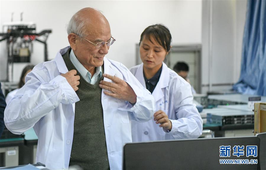 （今日關(guān)注&middot;科技獎(jiǎng)勵(lì)大會(huì)&middot;圖文互動(dòng)）（5）劉永坦：&ldquo;從0到1&rdquo;，他為祖國(guó)海疆雷達(dá)打造&ldquo;火眼金睛&rdquo;