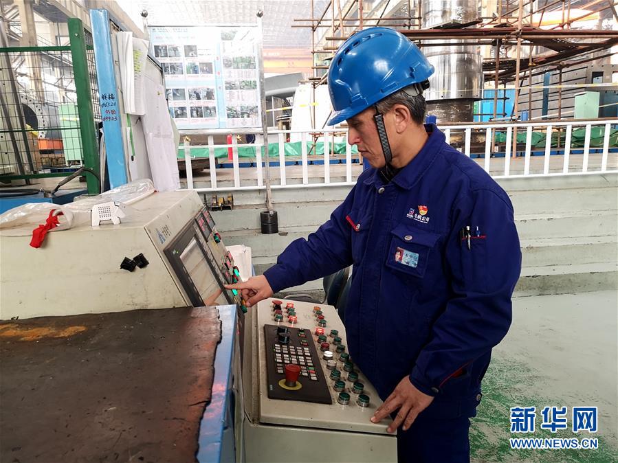 （新華全媒頭條&middot;七樂無窮&middot;祝福&middot;圖文互動(dòng)）（7）追夢(mèng)路上的&ldquo;春之聲&rdquo;&mdash;&mdash;祝福之樂