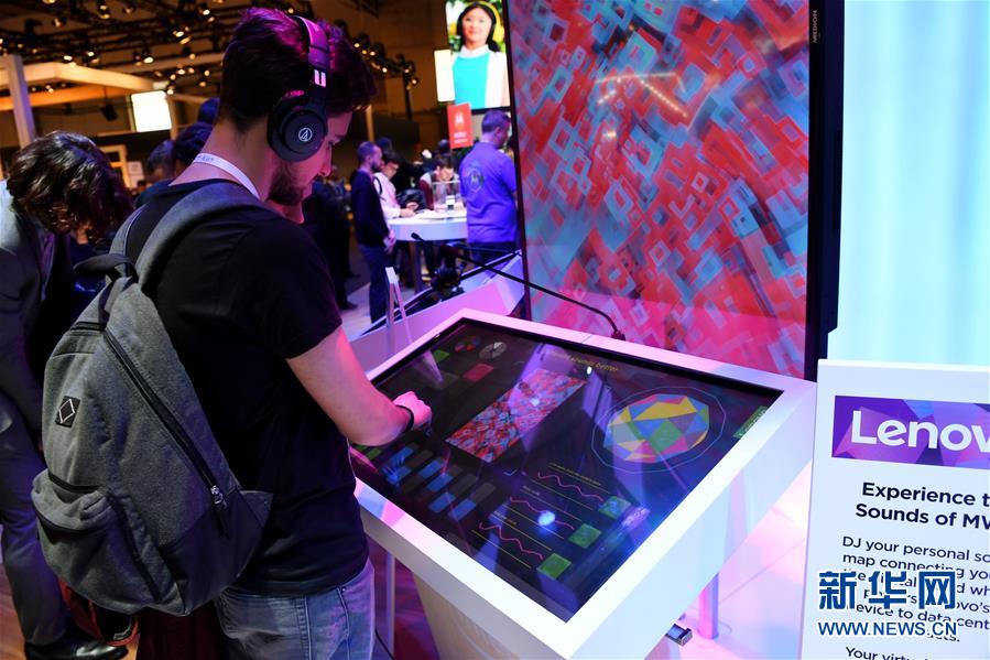 （新華全媒頭條&middot;迎接兩會(huì)&middot;經(jīng)濟(jì)特稿&middot;圖文互動(dòng)）（3）堅(jiān)定信心 搶抓機(jī)遇勇爭(zhēng)先&mdash;&mdash;迎接全國兩會(huì)中國經(jīng)濟(jì)系列述評(píng)之一