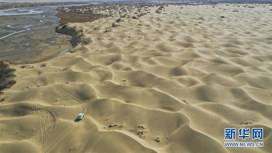 （新華全媒頭條&middot;圖文互動(dòng)）（1）一步千年，&ldquo;最后的沙漠部落&rdquo;遷入新家園