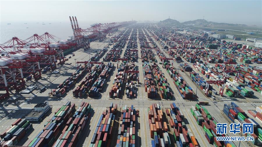 (新華全媒頭條·壯麗70年 奮斗新時代——推動高質(zhì)量發(fā)展調(diào)研行·圖文互動)(8)百尺竿頭再登攀——高質(zhì)量發(fā)展的“上海答卷”