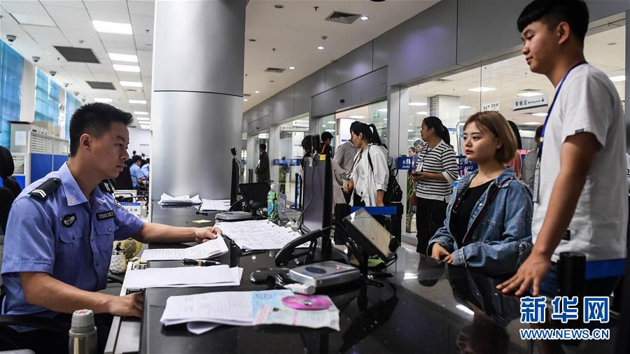 （壯麗70年 奮斗新時(shí)代&mdash;&mdash;推動(dòng)高質(zhì)量發(fā)展調(diào)研行&middot;圖文互動(dòng)）（5）近海能看鯨魚白海豚，廣西這片濱海旅游勝地啥來頭？