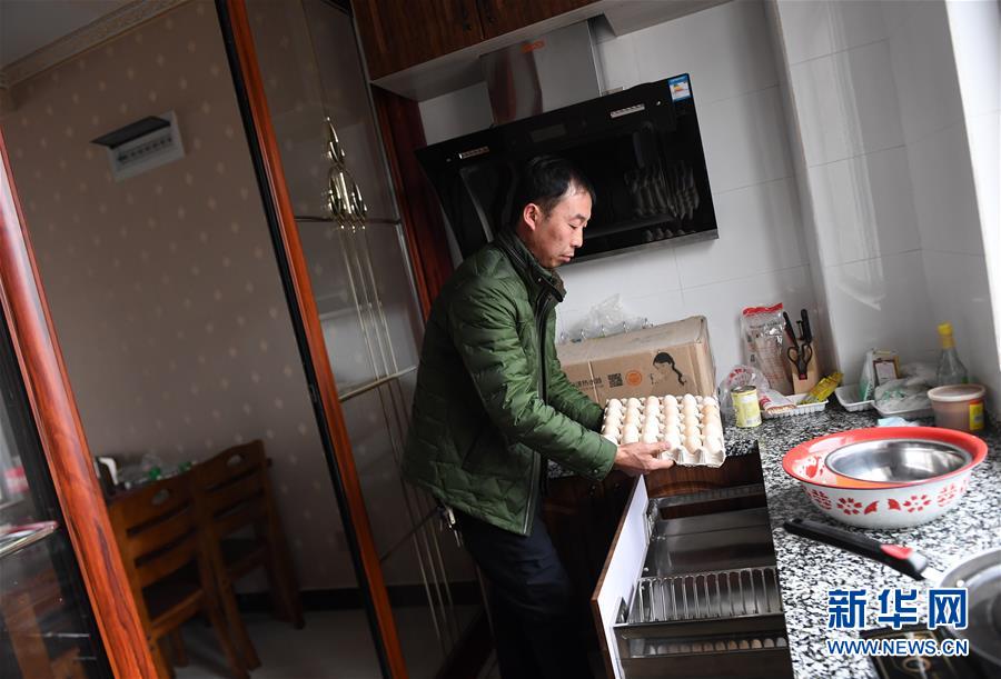 (新華全媒頭條·圖文互動)(7)春暉沐浴寶塔山——寫在延安各縣整體脫貧摘帽之際