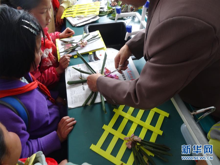 （新華全媒頭條&middot;圖文互動(dòng)）（7）努力成為好孩子 奮勇?tīng)?zhēng)當(dāng)接班人&mdash;&mdash;兒童節(jié)前夕回訪習(xí)近平總書記關(guān)心過(guò)的少年兒童