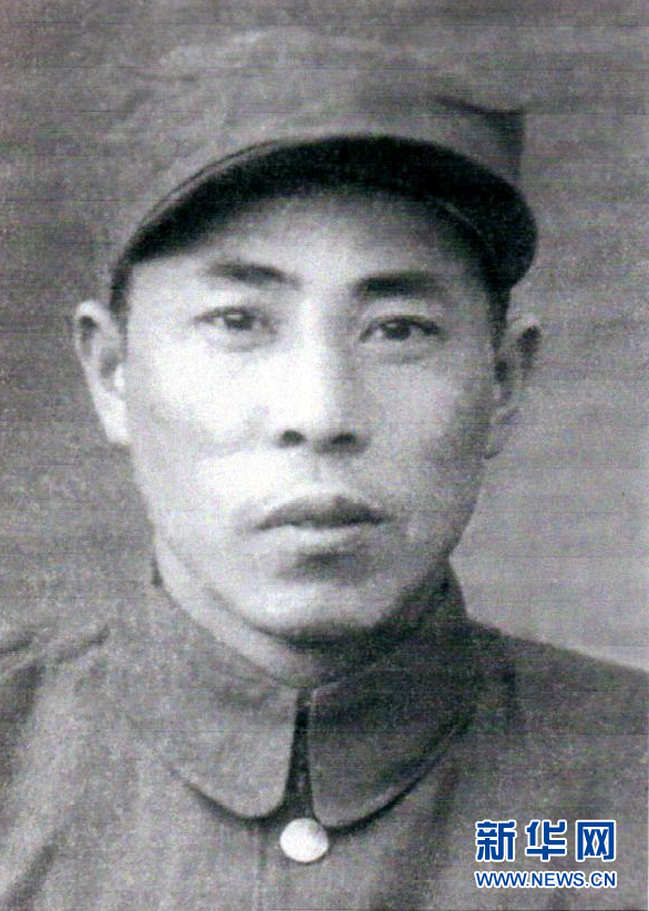 （為了民族復(fù)興&middot;英雄烈士譜&middot;圖文互動(dòng)）特等戰(zhàn)斗英雄鄧仕均