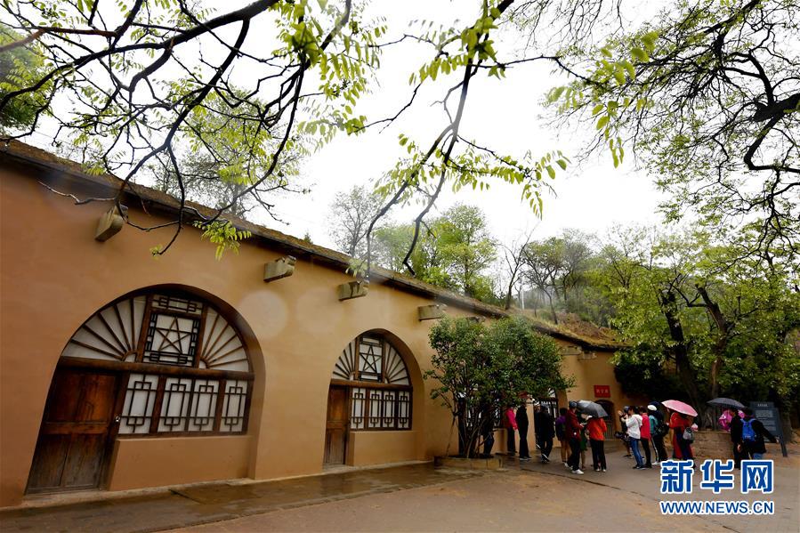 (新華全媒頭條·圖文互動)(4)紅色土地上的不變初心——革命老區(qū)井岡山和延安脫貧啟示錄