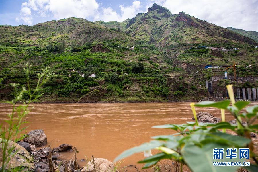 （壯麗70年&middot;奮斗新時(shí)代&mdash;&mdash;記者再走長征路&middot;圖文互動(dòng)）（9）七天七夜，驚心動(dòng)魄&mdash;&mdash;皎平渡口永不消失的紅色記憶