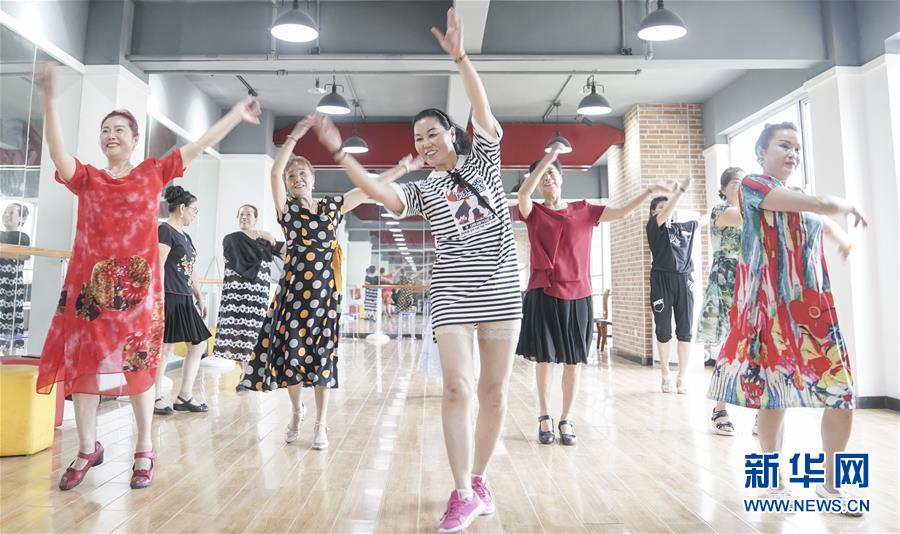 （習近平的民生關切事&middot;圖文互動）（5）為了夢圓安居，創(chuàng)造幸福生活&mdash;&mdash;習近平總書記牽掛的民生事之&ldquo;住有所居&rdquo;篇