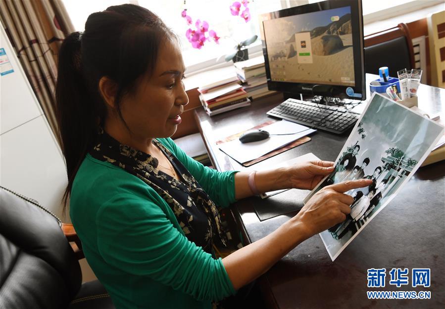 (新華全媒頭條·壯麗70年·奮斗新時(shí)代——記者再走長征路·圖文互動(dòng))(2)凝聚起救亡圖存的磅礴力量——追記紅軍長征大會(huì)師