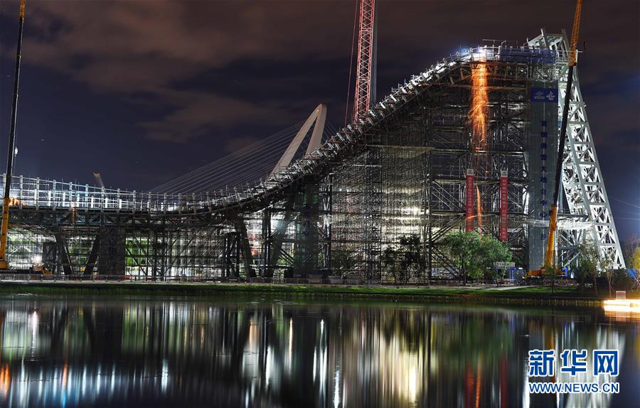 （新華全媒頭條&middot;圖文互動）（14）百年首鋼 百煉成鋼&mdash;&mdash;從鋼鐵強(qiáng)國&ldquo;夢工廠&rdquo;到改革轉(zhuǎn)型&ldquo;排頭兵&rdquo;