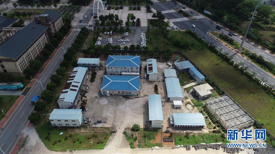 （在習(xí)近平新時代中國特色社會主義思想指引下&mdash;&mdash;新時代新作為新篇章&middot;圖文互動）（2）&ldquo;我們給火箭做減重&rdquo;&mdash;&mdash;高?？萍紕?chuàng)新進(jìn)行時