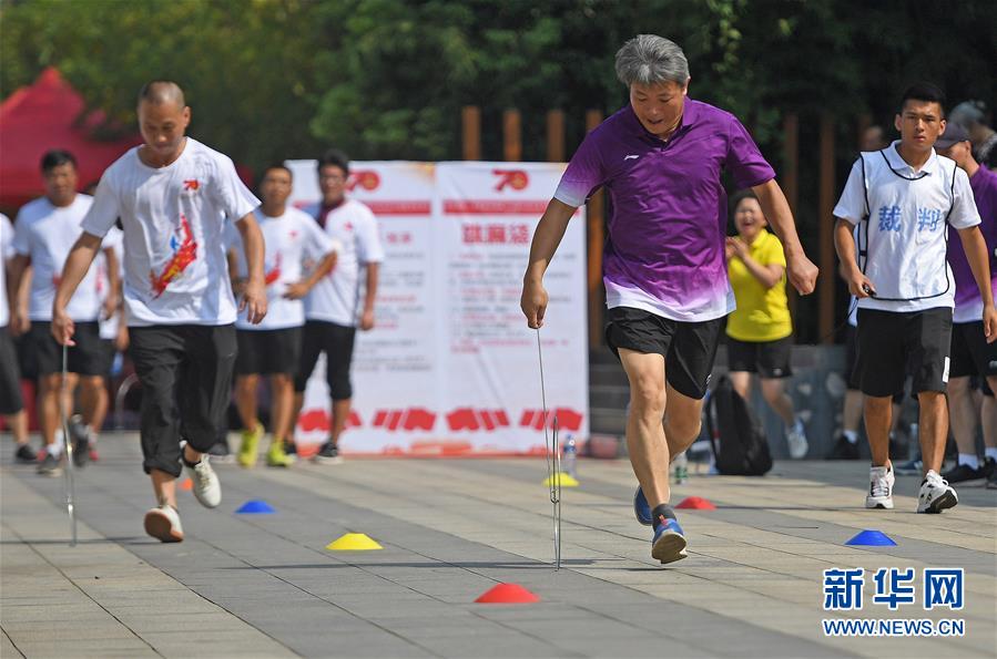 (“中國面貌”系列述評(píng)·圖文互動(dòng))(6)健康中國——70年中國面貌變遷述評(píng)之七