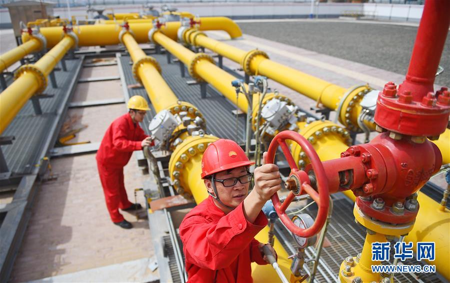 (壯麗70年·奮斗新時(shí)代——共和國(guó)發(fā)展成就巡禮·圖文互動(dòng))(2)從“用不上”到“有保障”——共和國(guó)能源業(yè)發(fā)展成就巡禮